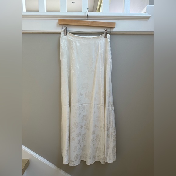 Wilfred Cherie Skirt ‘Giselle’ - Picture 9 of 9